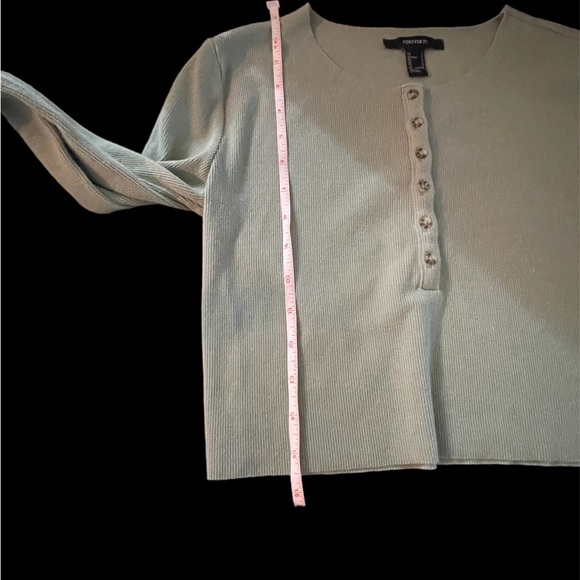 Forever 21 * ribbed green crop top * long sleeve * size small - Picture 13 of 15